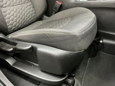 Used 2019 Chevrolet Equinox LT FWD image 33