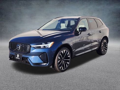 New 2026 Volvo XC60 B5 Ultra w/ Protection Package Premier image 3