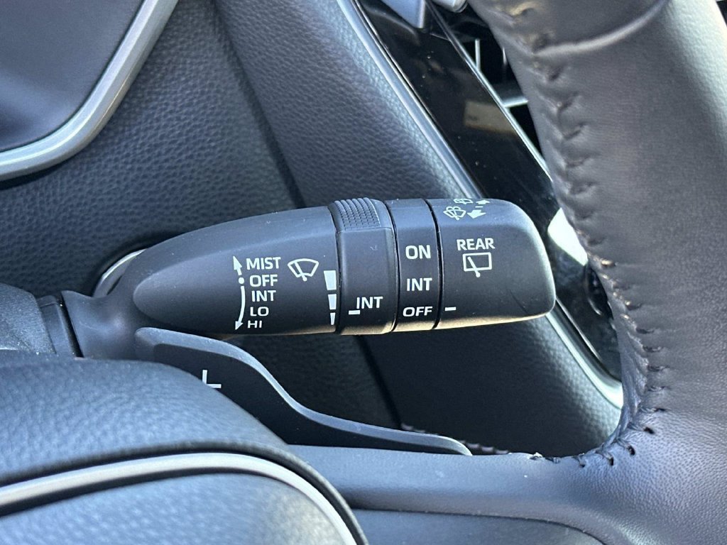 Used 2024 Toyota Corolla SE FWD image 31