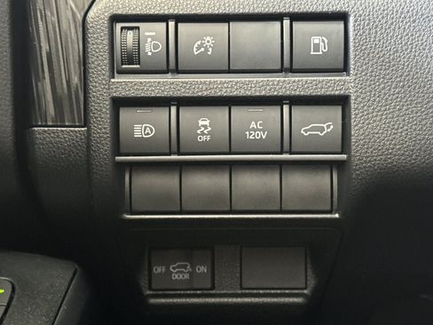 New 2026 Toyota 4Runner Platinum AWD/4WD image 30