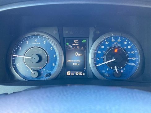 Used 2020 Toyota Sienna XLE image 17