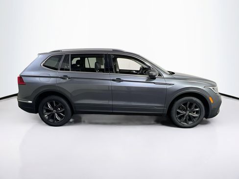 Used 2022 Volkswagen Tiguan SE image 4