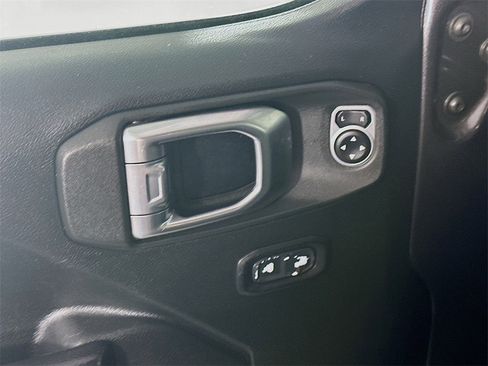 Used 2020 Jeep Wrangler Unlimited Sport S image 23