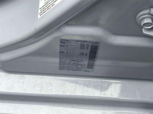 New 2025 Nissan Altima 2.5 SR image 17