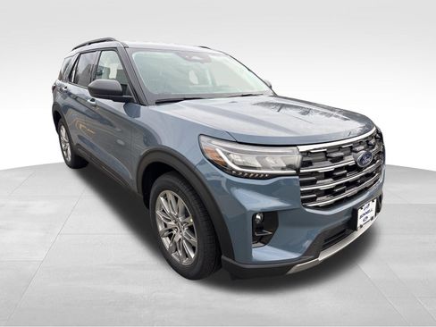 New 2026 Ford Explorer Active w/ Active Comfort Package image 8