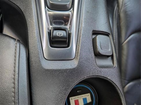 Used 2020 Chevrolet Camaro SS RWD image 45