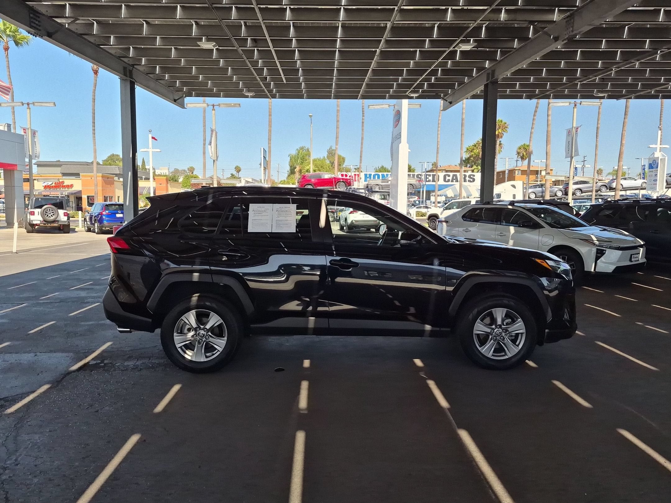Certified 2024 Toyota RAV4 XLE FWD image 5