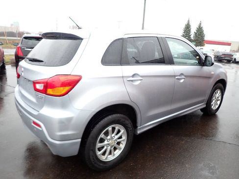 Used 2011 Mitsubishi Outlander Sport ES image 6