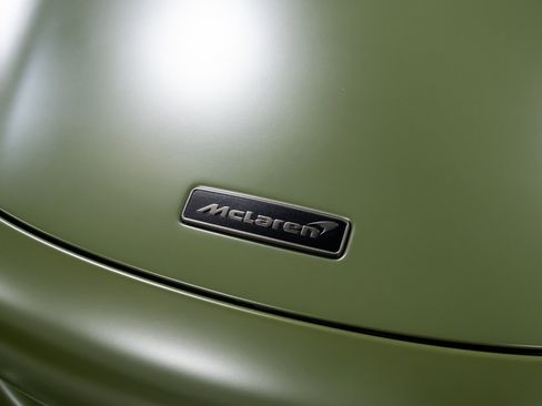 Used 2026 McLaren 750S Spider RWD image 24