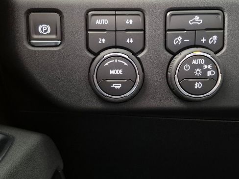 New 2026 Chevrolet Silverado 1500 RST AWD/4WD image 16