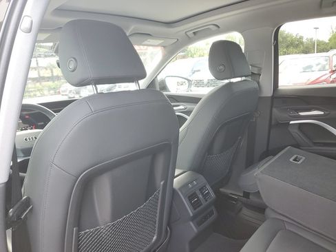 Certified 2025 Audi Q5 Premium w/ Convenience Package AWD/4WD image 18