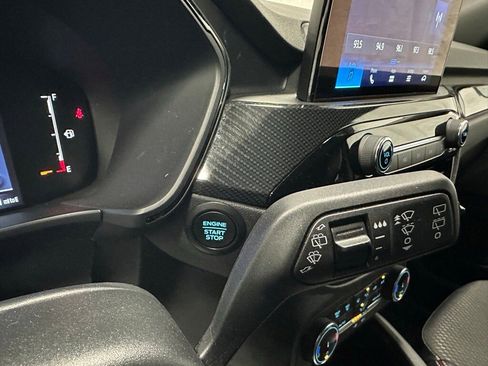 Used 2025 Ford Escape ST-Line image 22