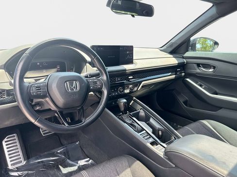 Used 2023 Honda Accord Sport image 14