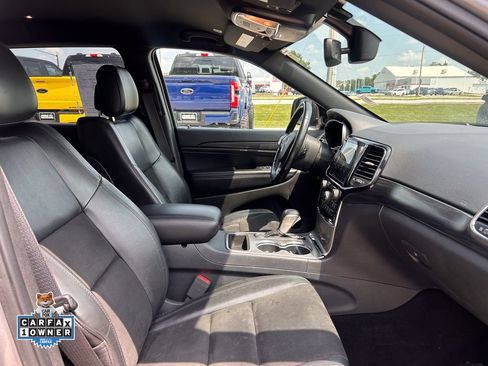 Used 2019 Jeep Grand Cherokee Altitude AWD/4WD image 20