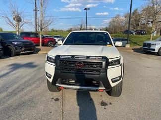 Used 2025 Nissan Frontier PRO-4X w/ Pro Convenience Package video 1