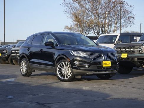 Used 2018 Lincoln MKC Reserve image 2
