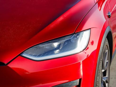 Used 2023 Tesla Model X AWD/4WD image 5