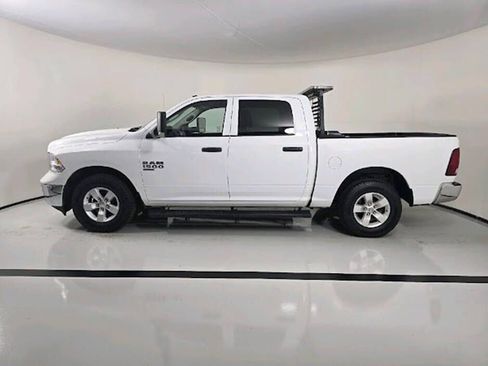 Used 2022 RAM 1500 Tradesman w/ Chrome Appearance Group AWD/4WD image 6