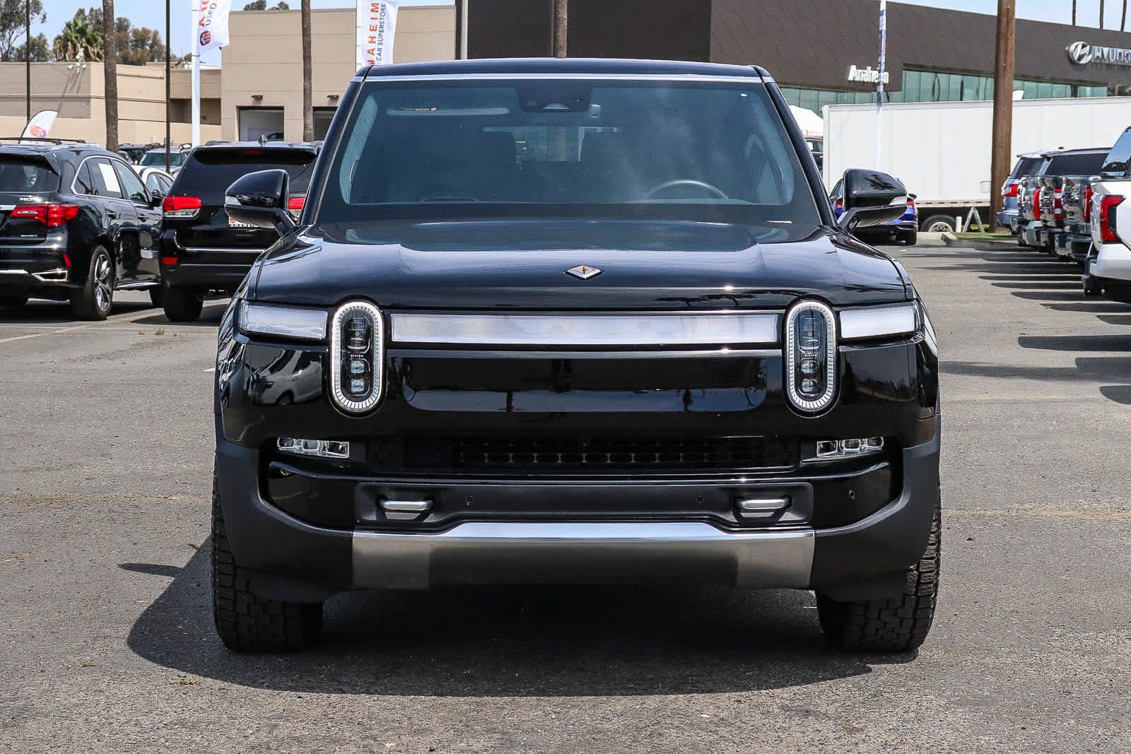 Used 2023 Rivian R1S Adventure Quad AWD/4WD image 2