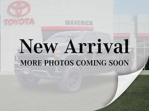 Used 2020 Chevrolet Silverado 1500 Custom Trail Boss w/ Custom Convenience Package AWD/4WD image 1