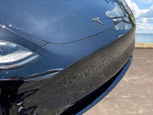 Used 2023 Tesla Model Y Long Range AWD/4WD image 32