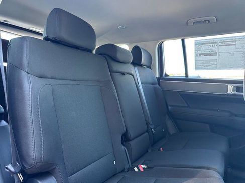 New 2026 Hyundai Santa Fe SE image 12