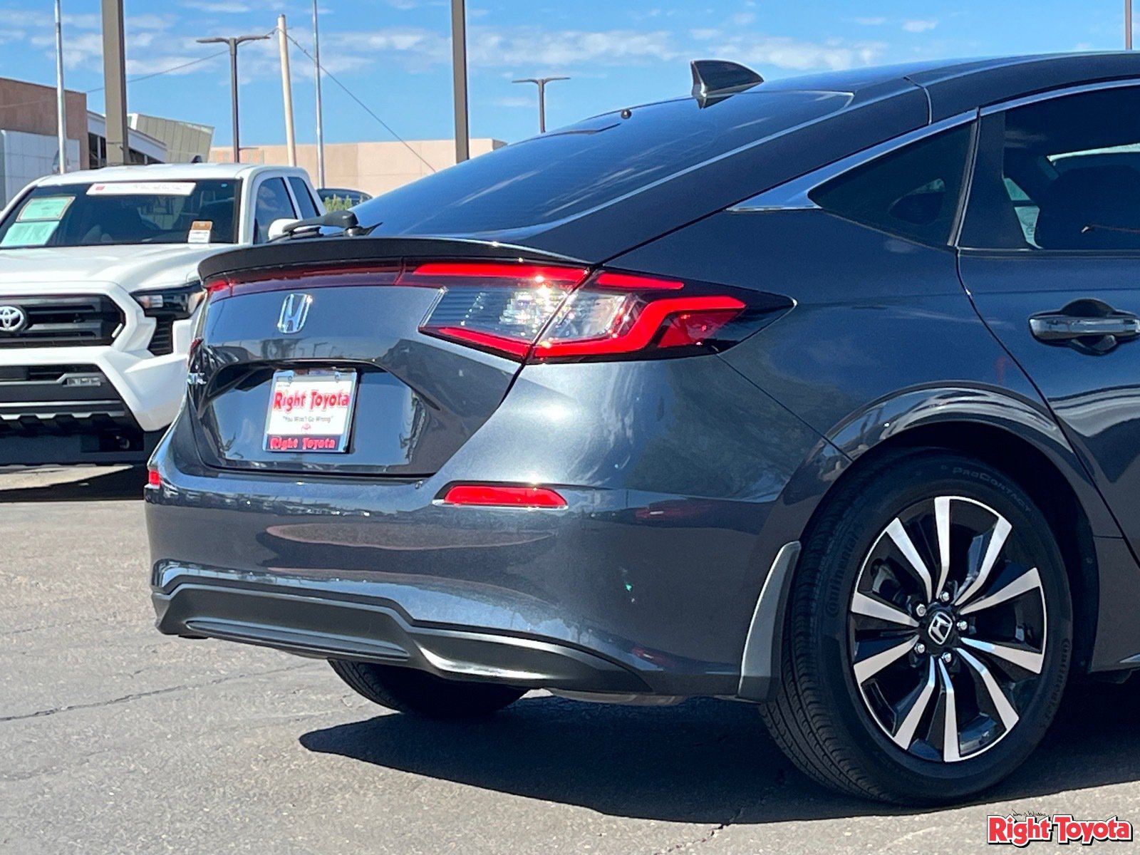 Used 2024 Honda Civic EX-L image 11