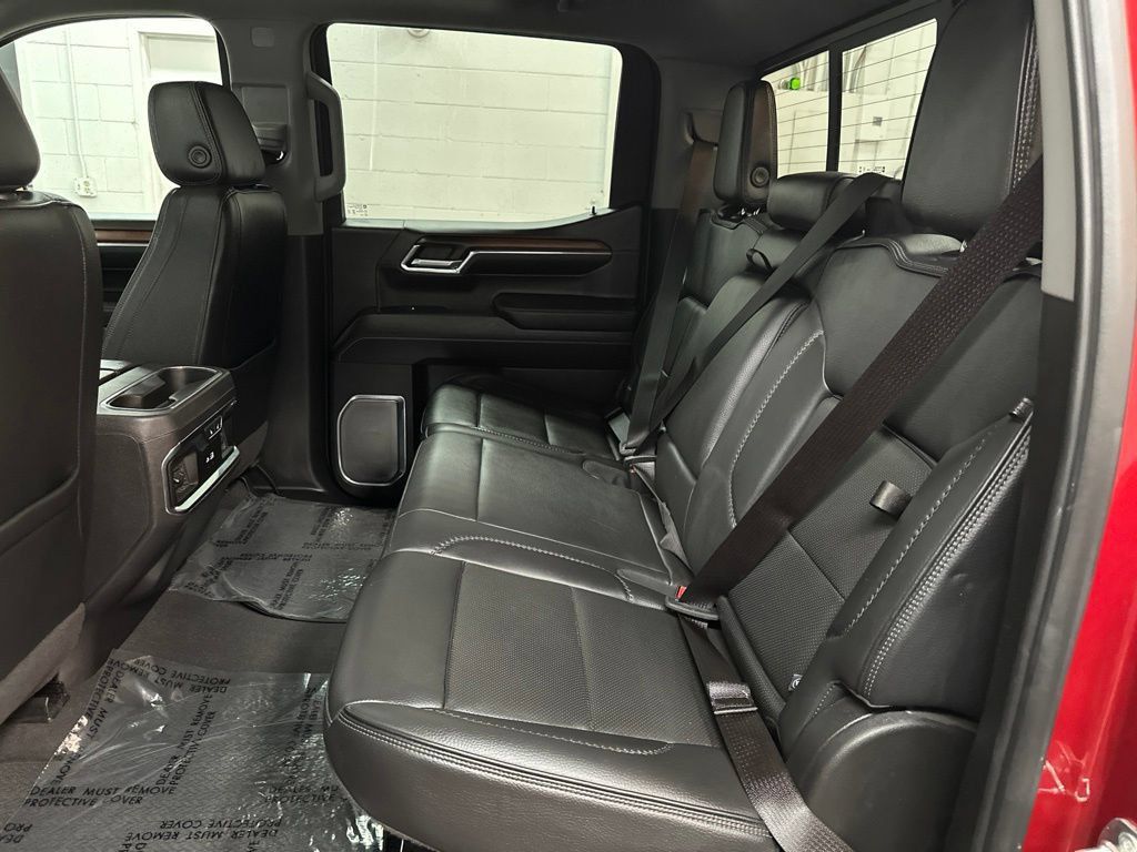 Used 2024 GMC Sierra 1500 Denali w/ Denali Reserve Package AWD/4WD image 22