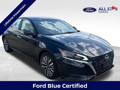 Used 2025 Nissan Altima 2.5 SV