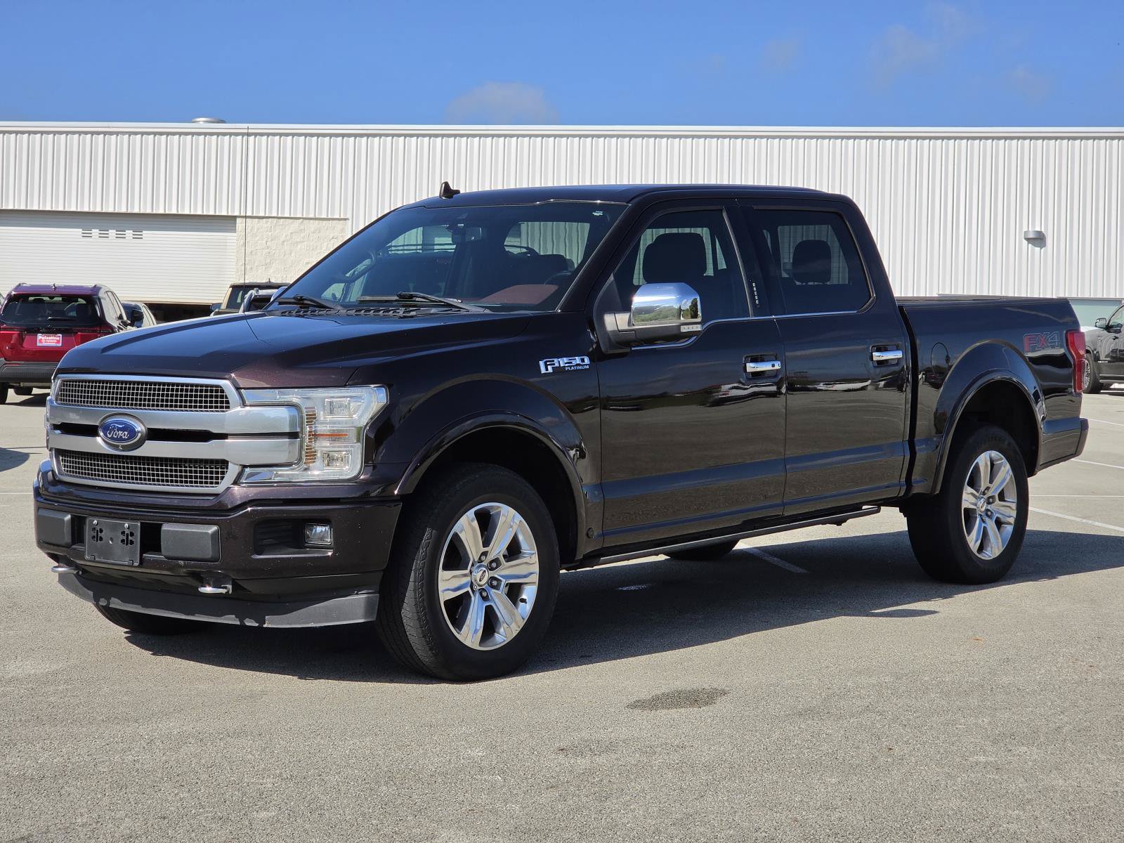 Used 2018 Ford F150 Platinum w/ Equipment Group 701A Luxury AWD/4WD image 3