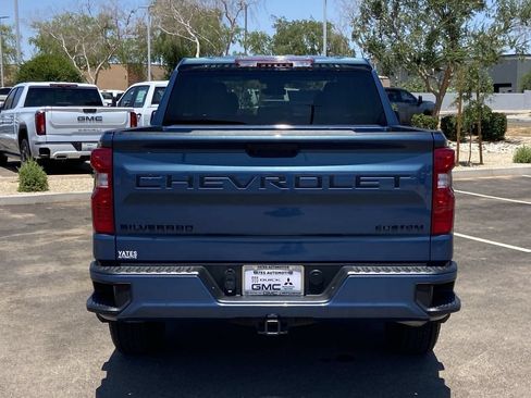 Used 2024 Chevrolet Silverado 1500 Custom w/ Turbomax Blackout Package RWD image 5