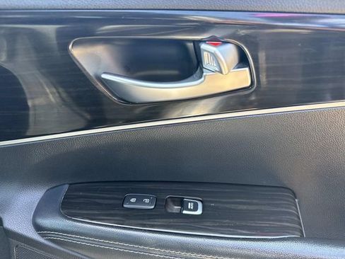 Used 2020 Kia Sorento LX FWD image 18