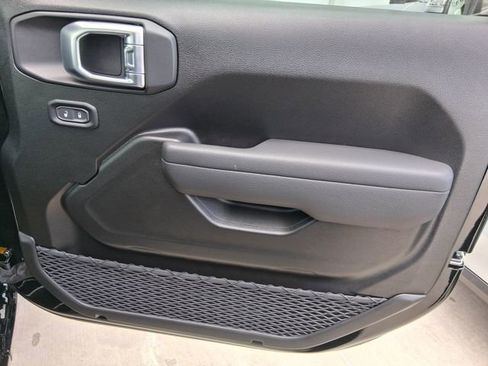 New 2026 Jeep Gladiator Sport image 24