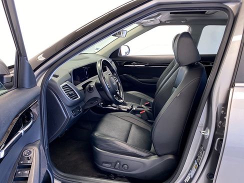 Used 2025 Kia Seltos EX w/ EX Sunroof Package FWD image 16
