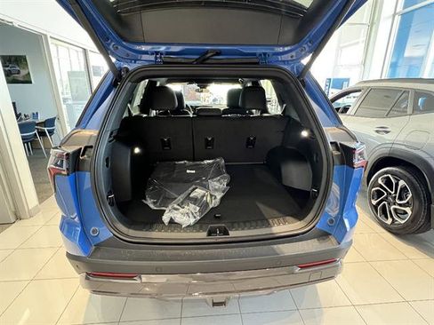 New 2026 Chevrolet Equinox ACTIV AWD/4WD image 5