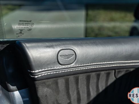 Used 2014 Aston Martin Vanquish Coupe RWD image 31