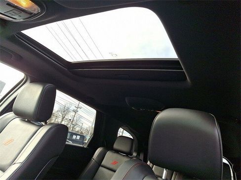 Used 2025 Dodge Durango GT image 15