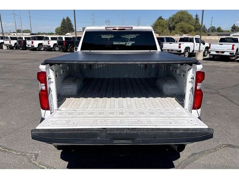 Used 2022 Chevrolet Silverado 3500 LTZ w/ Z71 Off-Road Package AWD/4WD image 11