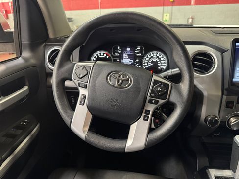 Used 2019 Toyota Tundra SR5 w/ SR5 Upgrade Package AWD/4WD image 9
