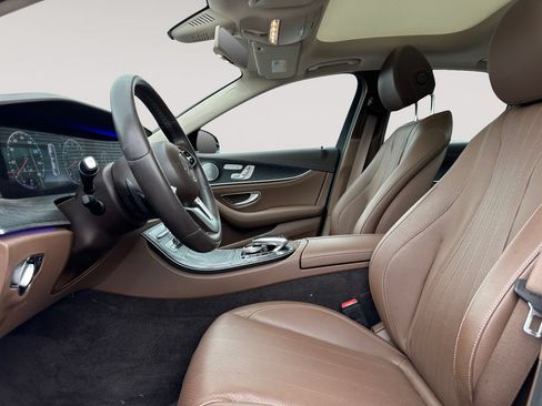 Used 2020 Mercedes-Benz E 450 4MATIC Sedan image 9