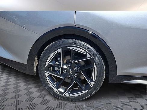 Certified 2025 Kia K4 GT-Line FWD image 9