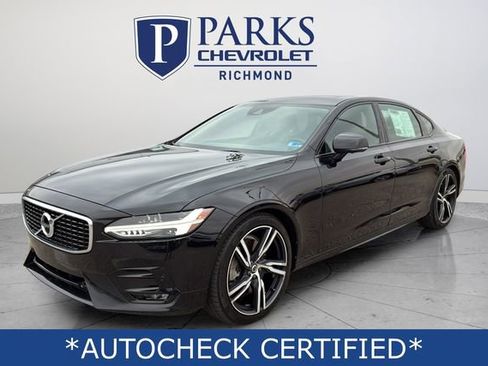 Used 2020 Volvo S90 T6 R-Design image 3