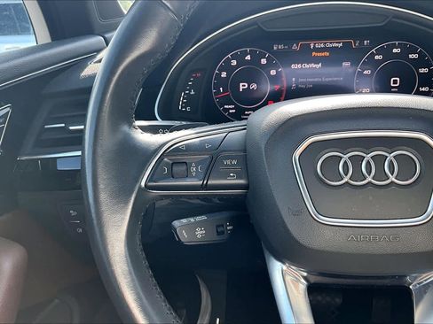 Used 2018 Audi Q7 3.0T Prestige w/ Prestige Package AWD/4WD image 24