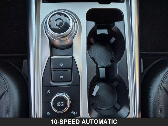 Used 2022 Ford Explorer XLT w/ Equipment Group 202A AWD/4WD image 24