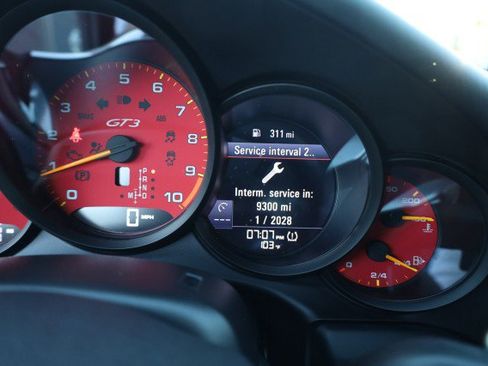 Used 2016 Porsche 911 GT3 RWD image 30