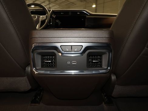 Certified 2025 GMC Sierra 2500 Denali w/ Denali Reserve Package image 31