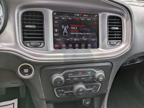 Used 2023 Dodge Charger SXT w/ Blacktop Package image 13