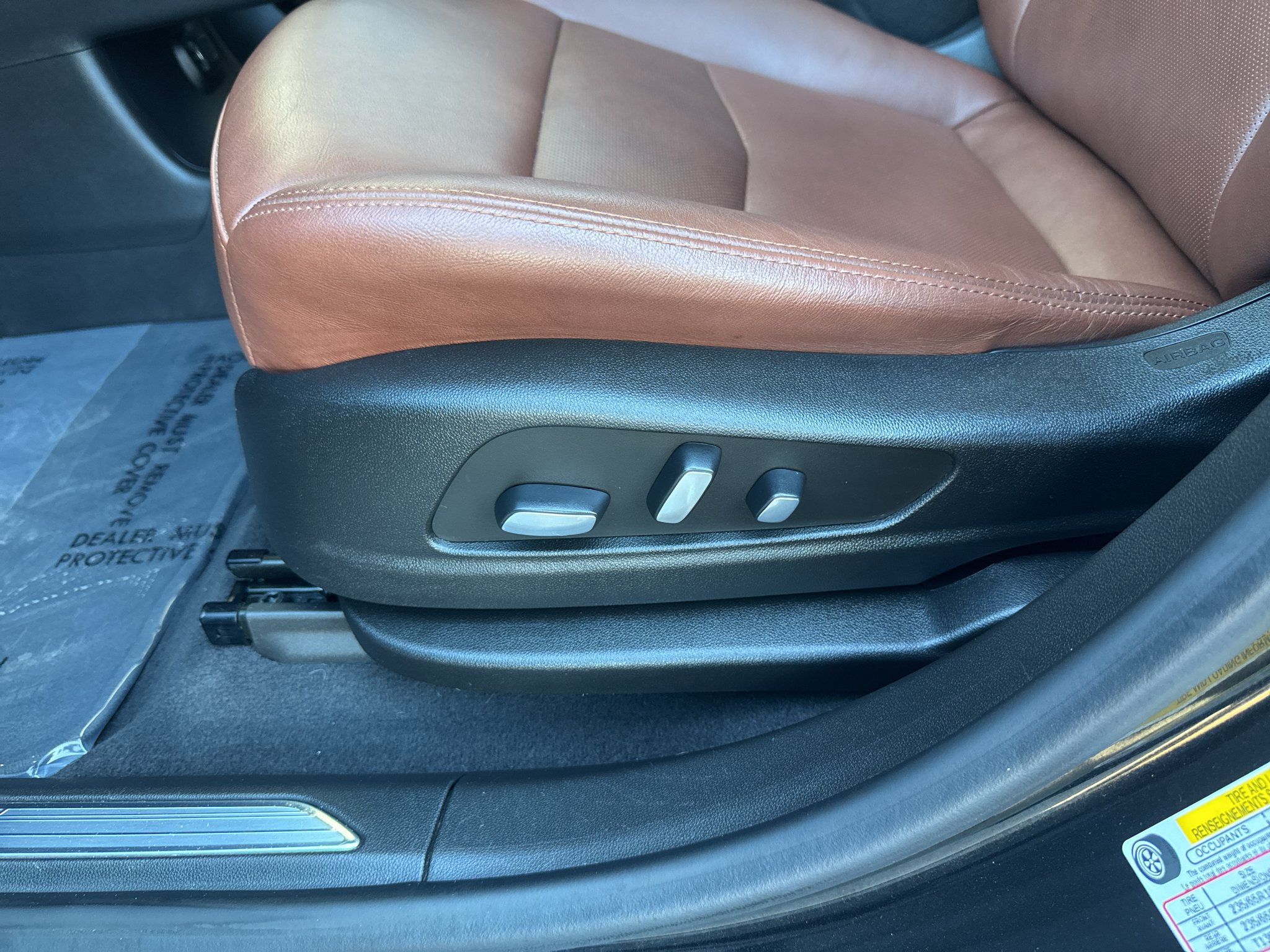 Used 2022 Cadillac XT5 Premium Luxury AWD/4WD image 18