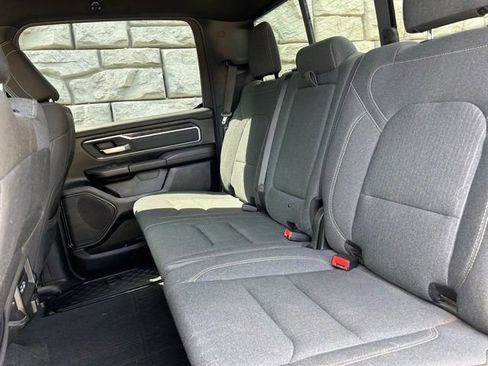 Used 2021 RAM 1500 Big Horn AWD/4WD image 9