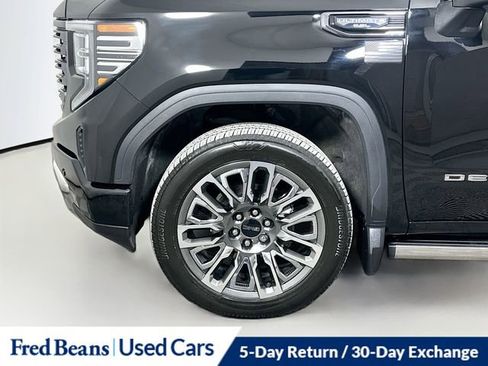 Used 2025 GMC Sierra 1500 Denali Ultimate AWD/4WD image 39